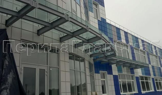 пос. Першино козырек на подконструкции в Ростове-на-Дону. Готовые проекты ПерилаГлавСнаб