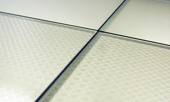 Стеклянный пол в квартиру с декоративным стеклом в Ростове-на-Дону. Готовые проекты ПерилаГлавСнаб