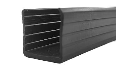 Уплотнитель в поручень с пазом 24х24 для стекла 10+10мм ПВХ, черный Фk310 купить в Ростове-на-Дону