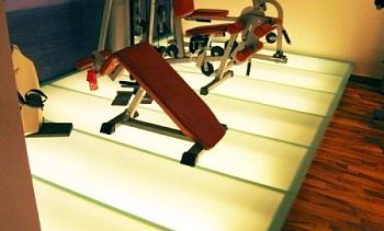 Люминесцентная подсветка стеклянного блочного пола в Ростове-на-Дону. Готовые проекты ПерилаГлавСнаб