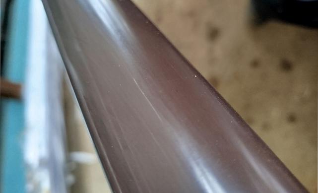 Пластиковый поручень, цвет Венге, Ø49мм длина 4м уценка k897-9-У 7