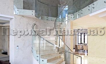 Стеклянные ограждения винтовой лестницы и баллюстрады купить в Ростове-на-Дону